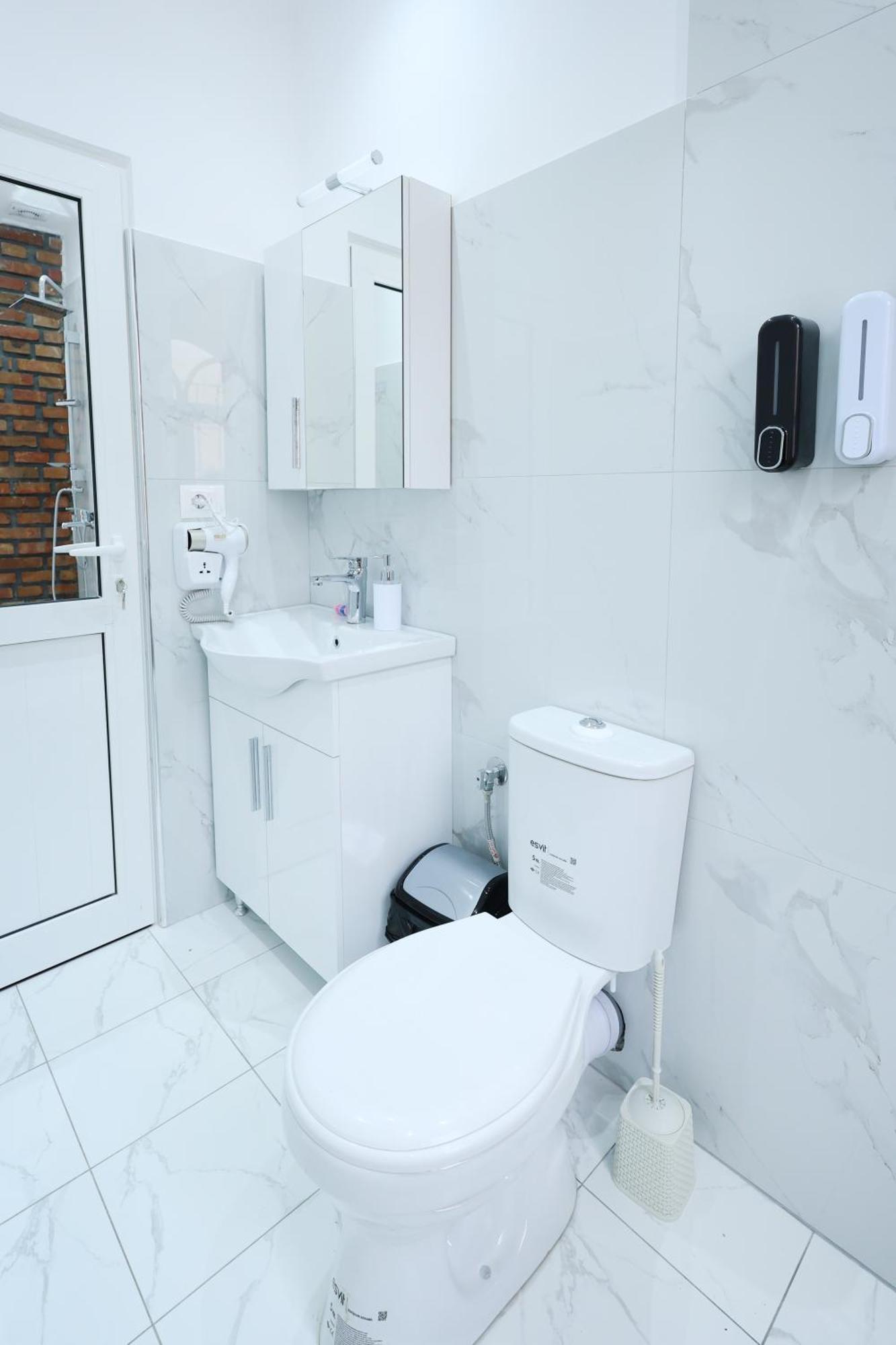 Hotel Boutique Buzi Берат Экстерьер фото