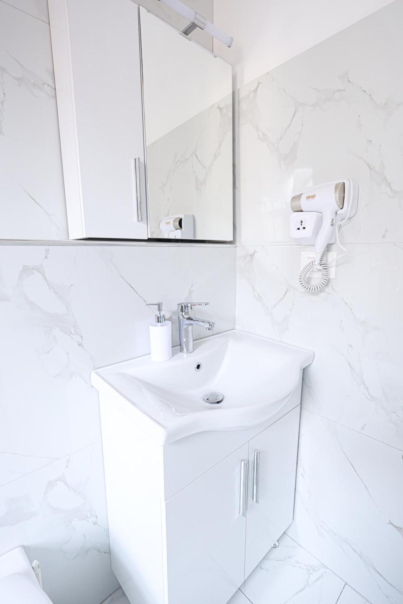 Hotel Boutique Buzi Берат Экстерьер фото